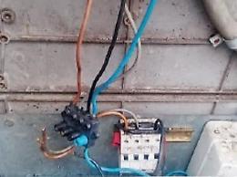 Sabotaggio alla cabina elettrica di via Parini: caccia agli autori del gesto