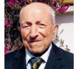 Nonno Modestino compie cento anni: una festa d'amore per lo storico edicolante