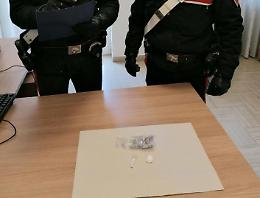 Con la cocaina nascosta nel giubbotto: 41enne denunciato
