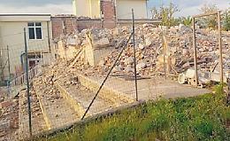 Msg Campano: demolito il vecchio edificio della scuola nella frazione di Colli