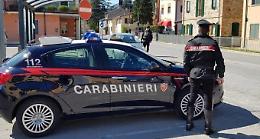 Furto in abitazione, il proprietario lancia l'allarme: giovane albanese arrestato
