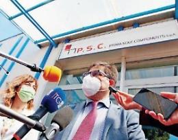 Vaccino Pfizer, esauriti gli slot: il richiamo slitta a trentacinque giorni