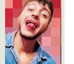 Foto hard su Instagram scatena il putiferio: il caso finisce nella cronaca nazionale