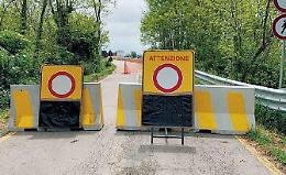 Castelforte, ponte ancora chiuso: tra strategie e polemiche