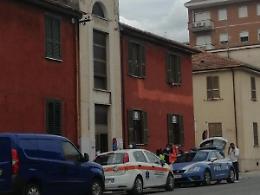 Non rispondeva alle chiamate dei familiari: trovato senza vita in casa