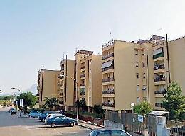 Occupa abusivamente una casa popolare: giovane mamma denunciata