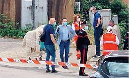 Cadavere nascosto a casa e poi in un carrello: in due a processo
