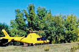 Giovane operaio incastrato in un macchinario: grave incidente sul lavoro in cartiera