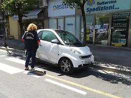 Auto crivellata di colpi: l'arrestato non parla e resta in carcere
