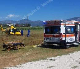 Incidente tra auto e moto: due giovani ricoverati in codice rosso