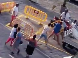 Botte da orbi tra famiglie al porto di Ponza: la rissa fa il giro del web