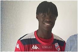 Muore a 19 anni, calcio in lutto: l'atroce destino del giovane Marco Tampwo