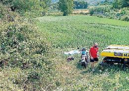 Gita in moto si trasforma in tragedia per una coppia: lei muore, lui è grave