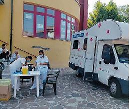 Covid, il Lazio a quota 348. D'Amato rinnova l'appello: "Vaccinatevi"