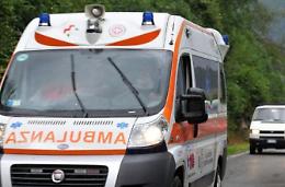 Crolla palazzina a due piani, quattro estratti vivi. Morto un bimbo di 4 anni