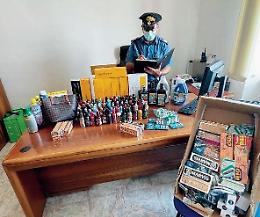Ennesimo furto nella notte: i ladri entrano in casa e forzano una cassaforte