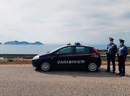 Furto sull'aliscafo, una donna ruba gli zaini dell'equipaggio: denunciata