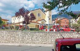 Cabina elettrica a fuoco: fiamme altissime e tanta paura