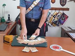Shopping sfrenato al “Valmontone outlet" ma paga con soldi falsi: arrestato