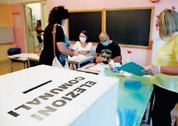 Elezioni comunali 2021, lo sprint finale: oggi si vota fino alle 15