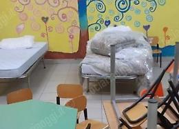 Aule non ripulite dopo le elezioni e alunni a casa...Ma domani si torna a scuola