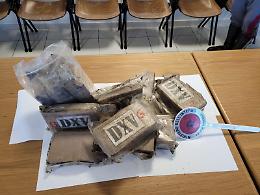 Cocaina a fiumi, arrestata una coppia: nel vano porta ruota avevano 14 kg di droga