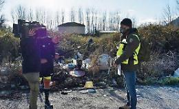 Fusti di veleni dimenticati: la disperata presenza degli "invisibili". Torna la Rai