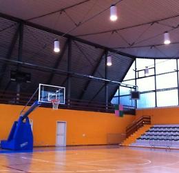 Alatri, infiltrazioni d'acqua al palasport: affidati i lavori