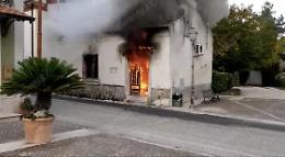 Incendio al “Circolo dei Panaccioni”: anni di storia divorati dalle fiamme