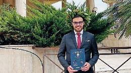 Dedica la sua tesi al donatore che con un rene gli ha ridato la vita: la storia di Giuseppe
