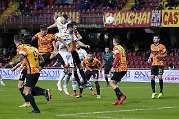 Frosinone, la vittoria a Benevento fa sognare