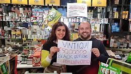 Vinti 50.000 euro al Black Week del Superenalotto: caccia al fortunato vincitore