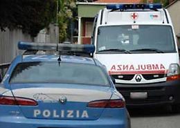 Lite per una ragazza finisce a coltellate: due giovani in una pozza di sangue