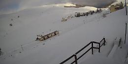 La neve c'è ma Campo Staffi non apre, gli impianti non sono pronti: monta la polemica