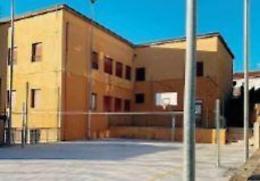 Progetti per i ragazzi: ecco un campetto per basket e pallavolo