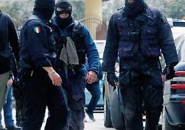 Corruzione, arrestato l'ex generale della Guardia di Finanza Fabrizio Lisi: i particolari