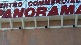 Furto nel supermercato Panorama: arrestata coppia di ladri