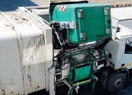 Operazione Maschera, codici a specchio per i rifiuti: chiesto il processo per tutti