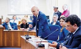 Primarie e Campo Largo, i nodi nel centrosinistra non si sciolgono