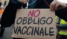 Protesta no vax non autorizzata, fermato un ciociaro: scatta una maxi multa