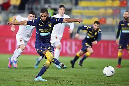 Frosinone ringrazia Minelli e passa con Charpentier