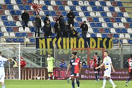 Il Frosinone sconfitto 2-0 a Crotone