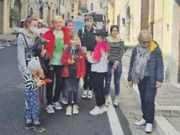 Arrivati in paese i primi profughi dall'Ucraina. Un'accoglienza che regala sorrisi