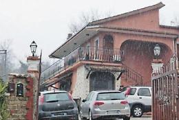 Stuprata dal branco: cellulari degli indagati al setaccio, si cercano foto e video