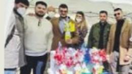 I ragazzi di Gioventù Nazionale donano uova di Pasqua ai bambini
