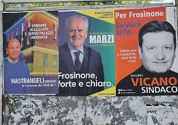Amministrative 2022, i candidati si sfidano a colpi di manifesti