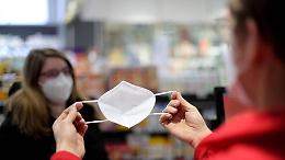 Covid e obbligo delle mascherine, cosa cambia dal 1 maggio: le novità
