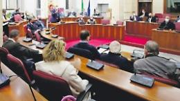 Amministrative, tutti contro tutti: campagna elettorale da fuochi artificiali
