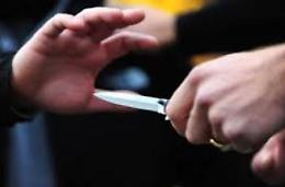 19enne accoltellato: è ancora in gravi condizioni. L'aggressore resta in carcere