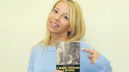 “A giugno fioriscono le ortensie”, il romanzo d'esordio di Laura Vincenzi